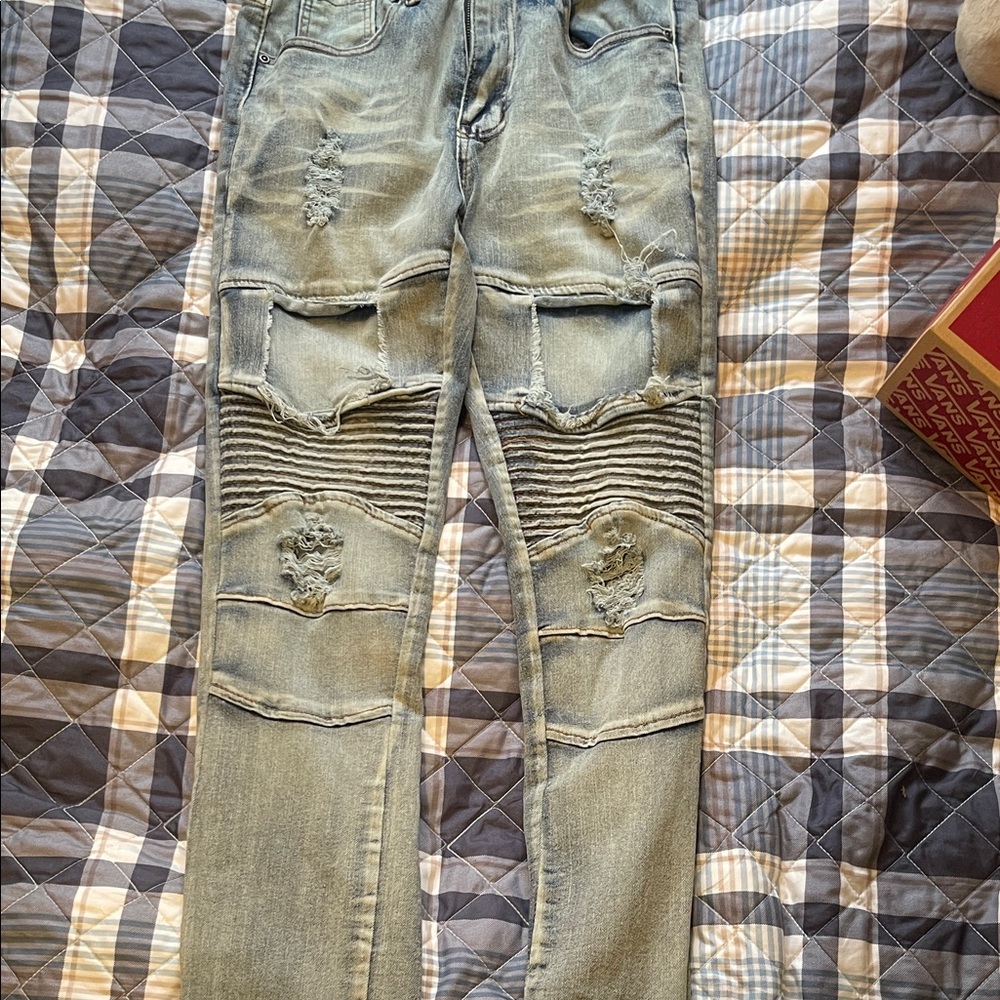 Distressed Gray Men Jeans